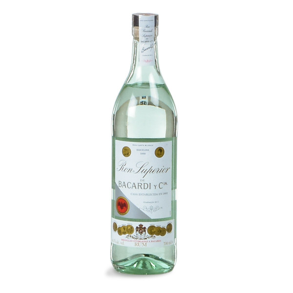 Bacardi Ron Superior Y Cia 0,7l